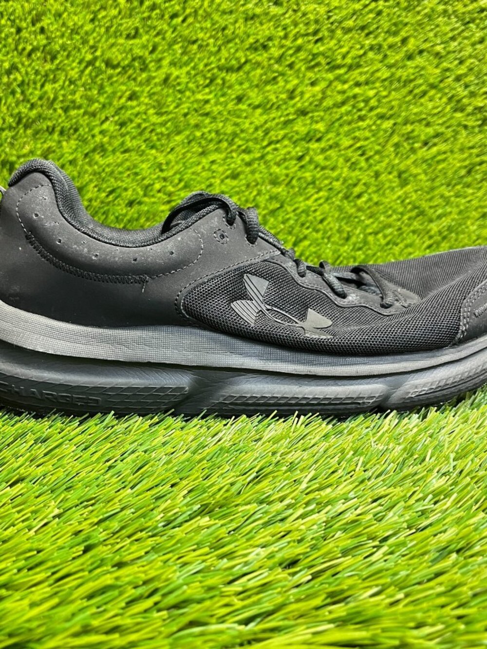Under Armour Charged Assert 10 Mens Size 12 Triple Black Running Shoes Sneakers